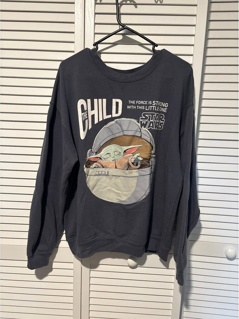Star Wars The Child Mandolorian Graphic sweatshirt XL